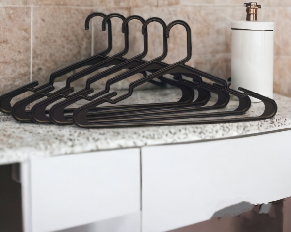 Набор вешалок (плечиков) гардеробных 5 шт. / Вешалка пластиковая универсальная